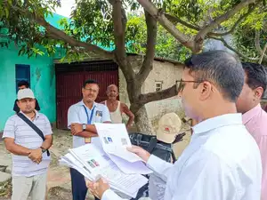 EC Assures Supreme Court: Exclusion from SIR Won’t Strip Citizenship Election Commission undergoing investigation on SIR