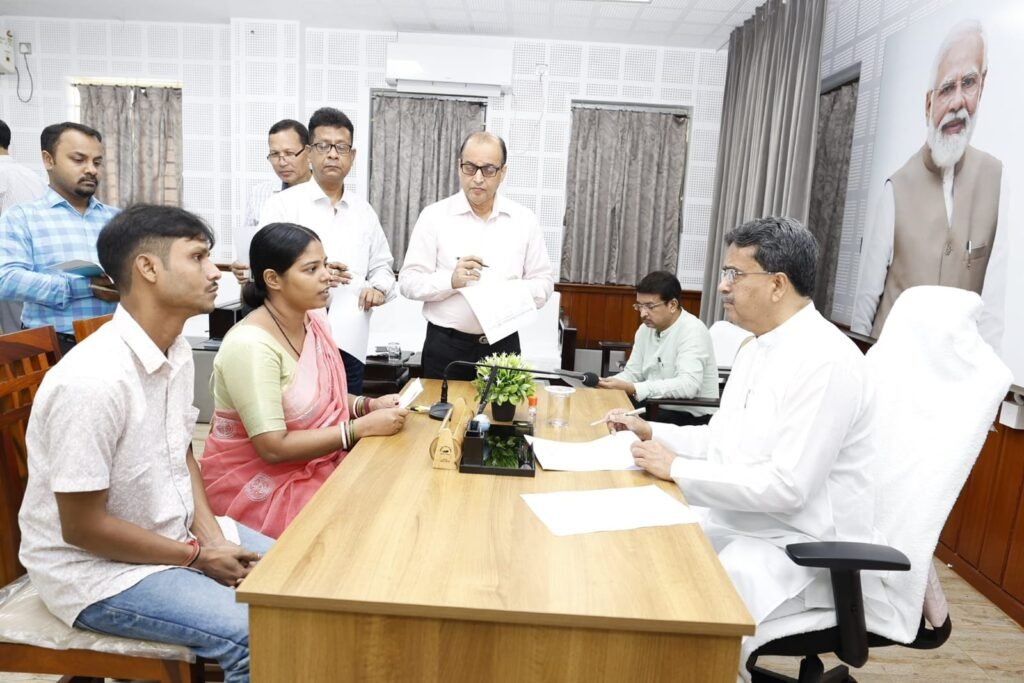CM Dr. Manik Saha Holds 48th 'Mukhyamantri Samipeshu' Session to Address Public Grievances